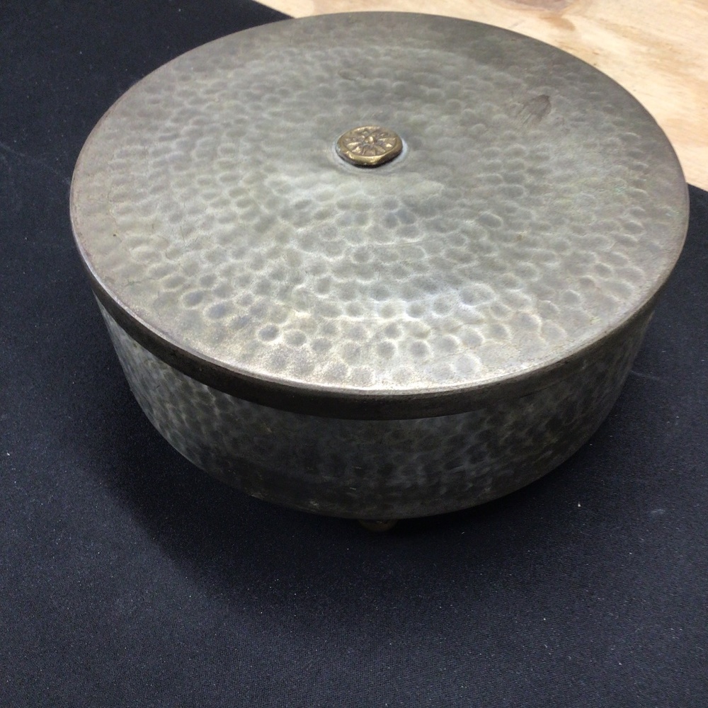 6 1/2 round metal hand hammered trunk moon trinket box with 4 round feet